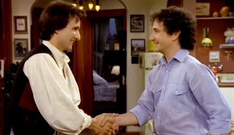  Perfect Strangers – Eine absurde Sitcom über zwei ungleiche WG-Mitbewohner aus verschiedenen Kulturen!